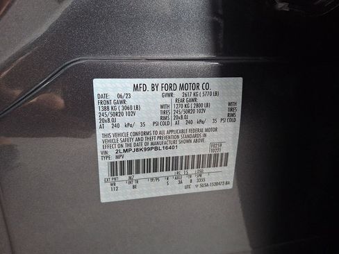 Certified 2023 Lincoln Nautilus Reserve AWD/4WD image 26