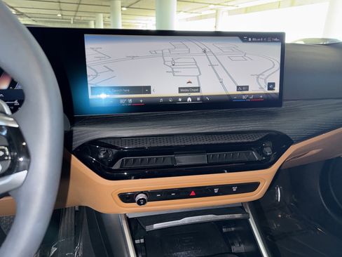 Certified 2025 BMW 430i xDrive w/ Premium Package image 26