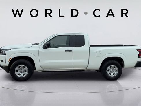 Used 2024 Nissan Frontier S w/ S Utility Package image 4