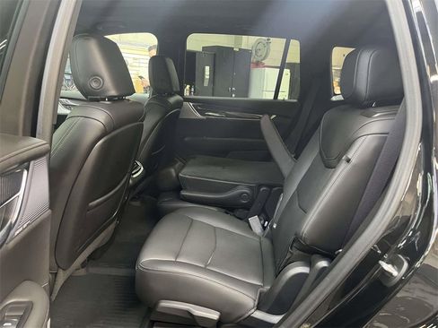 Used 2024 Cadillac XT6 Sport image 13