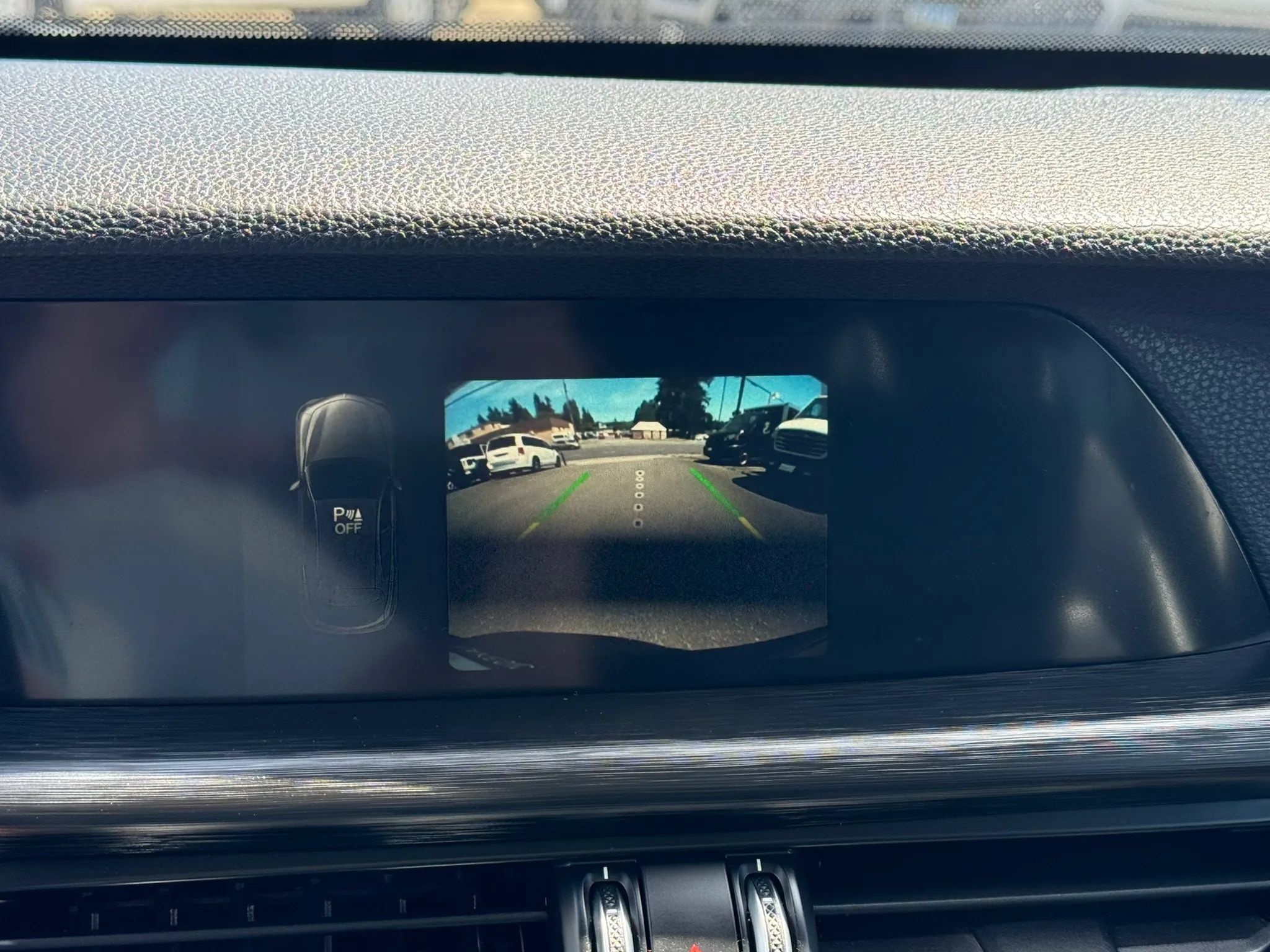 Used 2019 Alfa Romeo Stelvio RWD image 21