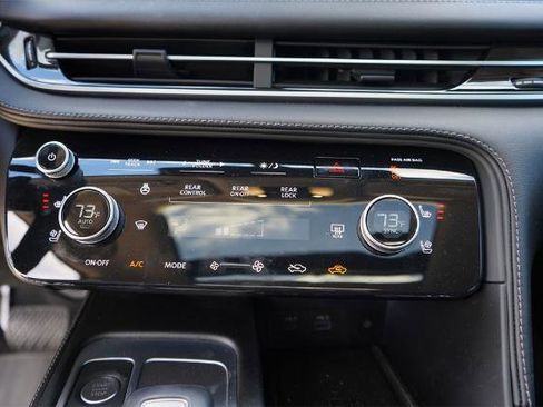 Certified 2025 INFINITI QX60 Luxe w/ Cargo Package image 16