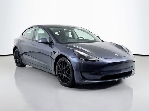 Used 2021 Tesla Model 3 Long Range image 3