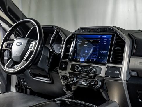 Used 2022 Ford F250 Platinum w/ FX4 Off-Road Package image 24