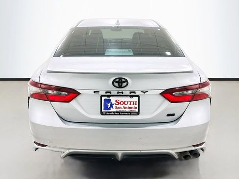 Used 2024 Toyota Camry SE FWD image 6