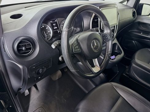 Used 2020 Mercedes-Benz Metris Passenger w/ Premium Safety Package image 22