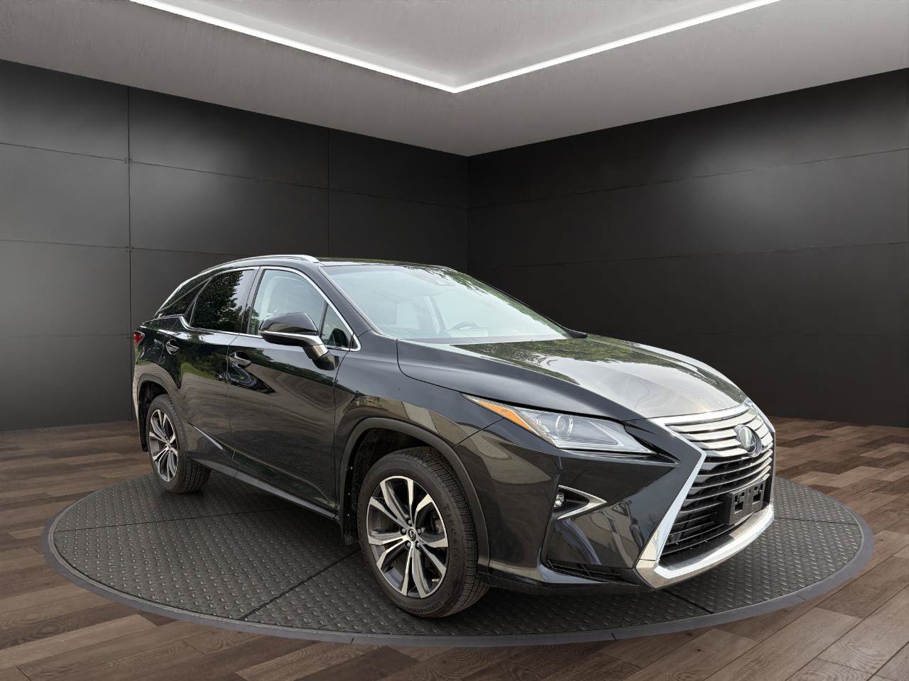 Used 2018 Lexus RX 350 AWD w/ Premium Package image 2