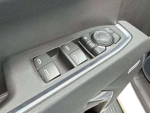 Certified 2025 Chevrolet Silverado 3500 LTZ w/ LTZ Convenience Package AWD/4WD image 19
