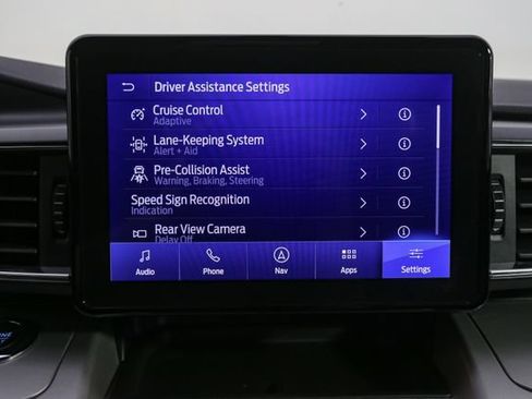 Used 2023 Ford Explorer XLT w/ Equipment Group 202A AWD/4WD image 24