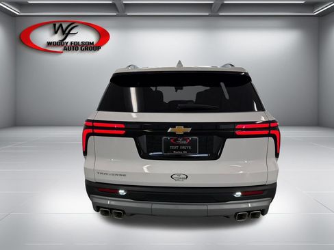 New 2026 Chevrolet Traverse LT w/ LPO, Floor Liner Package FWD image 7