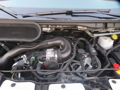 Used 2024 Ford Transit 350 XLT image 52