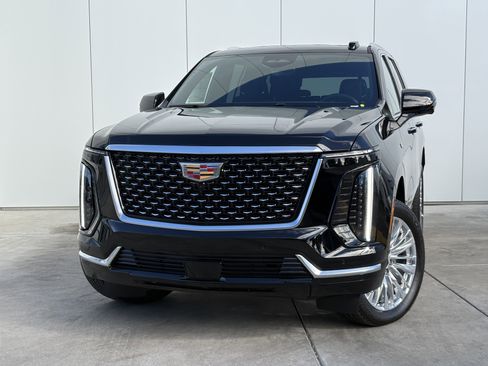 New 2026 Cadillac Escalade Luxury image 1