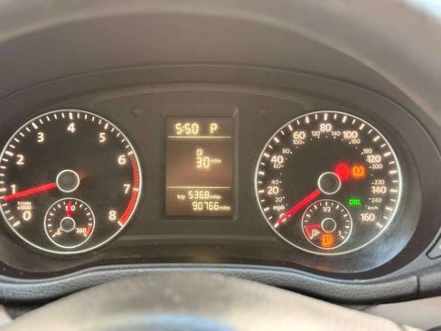 Used 2015 Volkswagen Passat 1.8T S FWD image 18