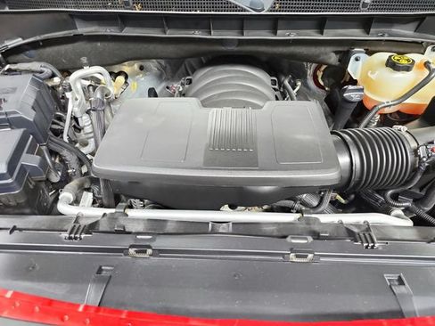 Used 2022 GMC Yukon SLT w/ SLT Luxury Package AWD/4WD image 17