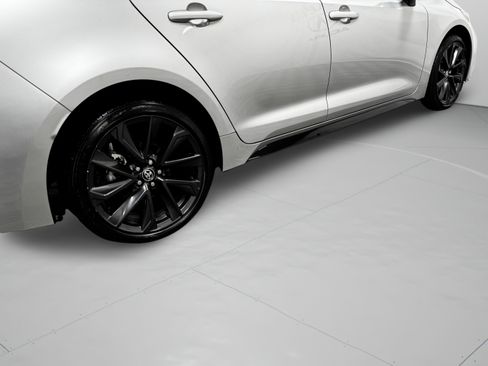 Used 2023 Toyota Corolla SE FWD image 43