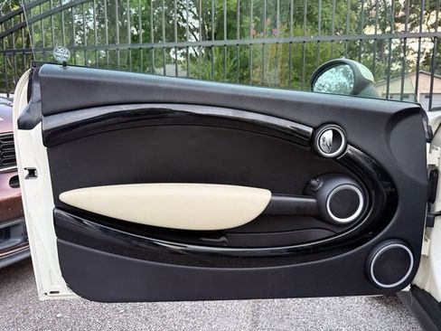 Used 2014 MINI Cooper Convertible FWD image 20