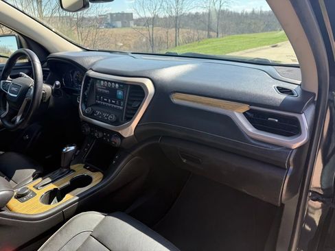 Used 2017 GMC Acadia Denali image 27