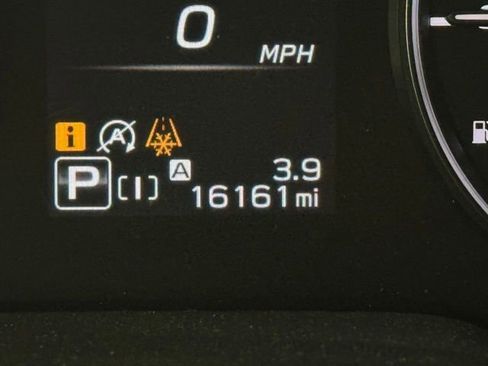 Used 2024 Subaru Crosstrek 2.5i Limited image 27