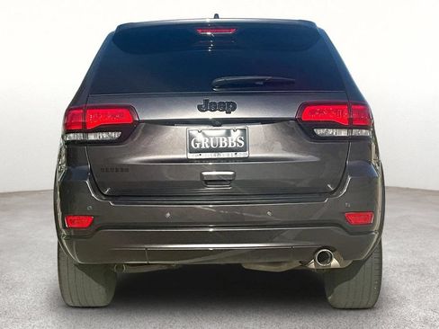 Used 2021 Jeep Grand Cherokee Laredo X RWD image 5