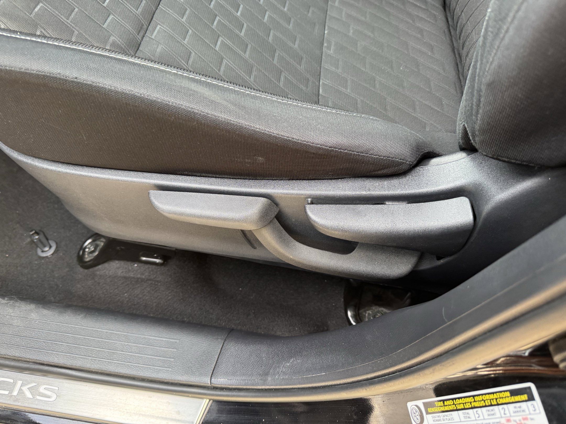 Used 2023 Nissan Kicks SV w/ Exterior Package FWD image 10