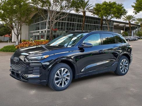 New 2025 Audi Q6 e-tron Premium image 1