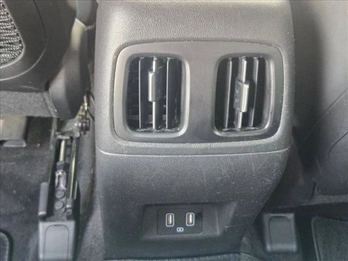 Used 2022 Hyundai Tucson SEL w/ Convenience + Premium Package FWD image 18