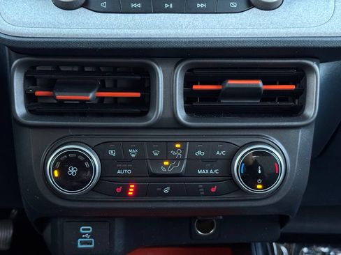 Certified 2023 Ford Maverick XLT w/ Equipment Group 300A Standard AWD/4WD image 19