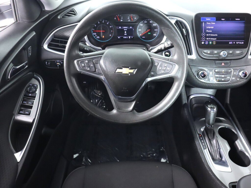 Used 2019 Chevrolet Malibu LT FWD image 30