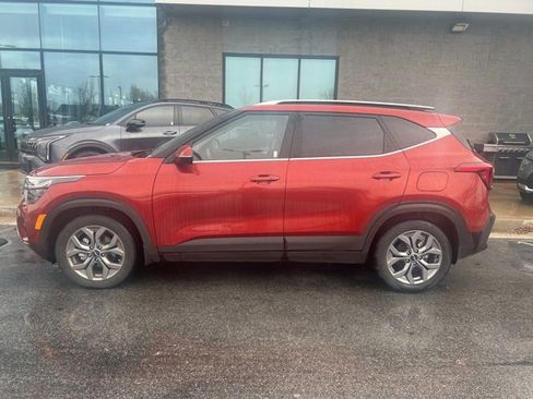 Used 2024 Kia Seltos S image 5