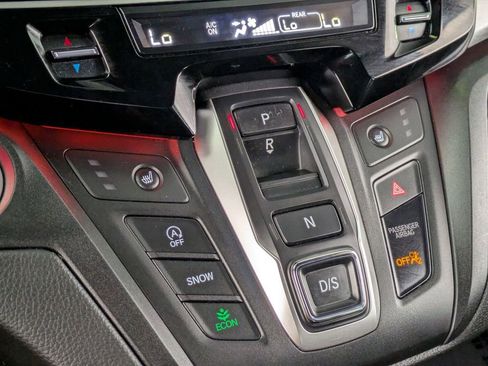 Used 2025 Honda Odyssey Sport-L image 18