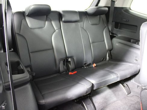Used 2023 Kia Telluride S image 24