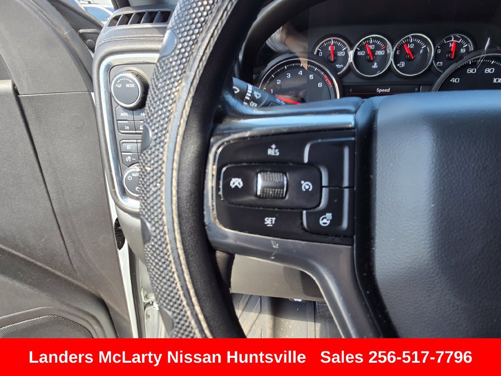 Used 2020 Chevrolet Silverado 1500 RST w/ Texas Edition AWD/4WD image 23