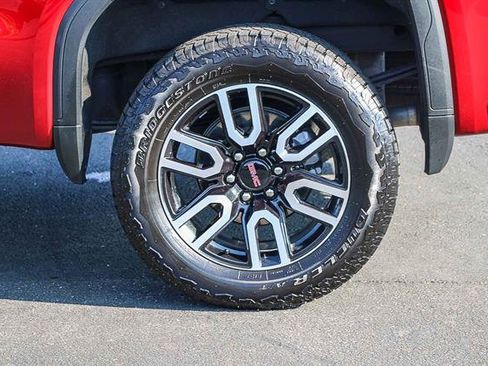 Used 2025 GMC Sierra 1500 AT4 w/ AT4 Premium Package image 10