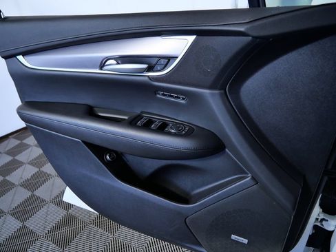 Used 2019 Cadillac XT5 Premium Luxury AWD/4WD image 25