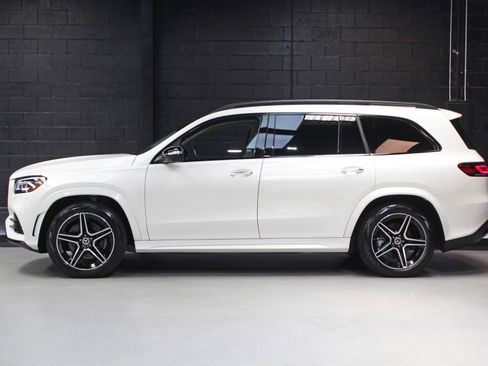 Used 2022 Mercedes-Benz GLS 450 4MATIC image 3