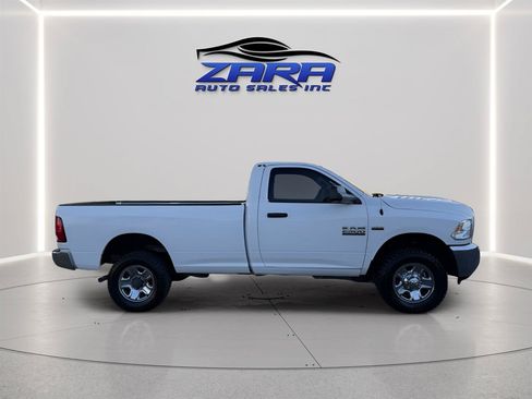 Used 2015 RAM 2500 Tradesman w/ Chrome Appearance Group AWD/4WD image 8