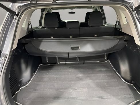 Used 2016 Toyota RAV4 XLE image 34