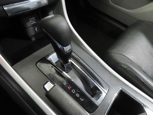 Used 2015 Honda Accord LX image 25