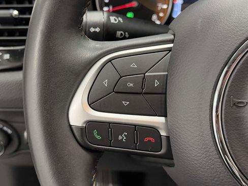 Used 2018 Jeep Compass Limited w/ Navigation Group image 16