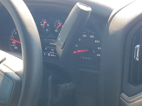 Used 2025 Chevrolet Silverado 1500 Custom Trail Boss AWD/4WD image 18