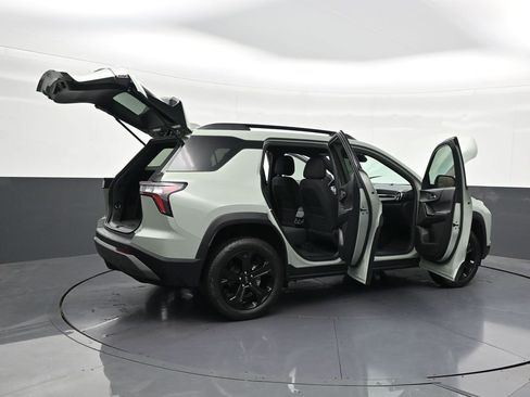 Used 2025 Chevrolet Equinox LT w/ Safety and Technology Package image 31