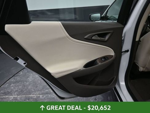Used 2024 Chevrolet Malibu LT image 27