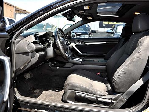 Used 2019 Honda Civic EX image 13