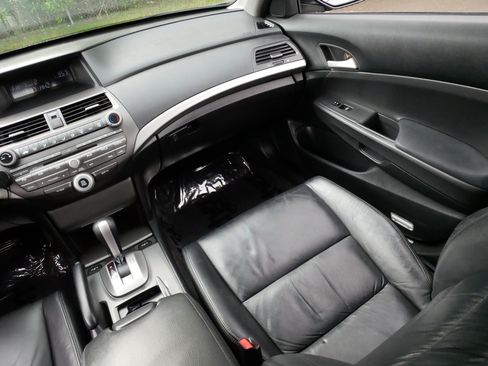 Used 2011 Honda Accord SE image 11