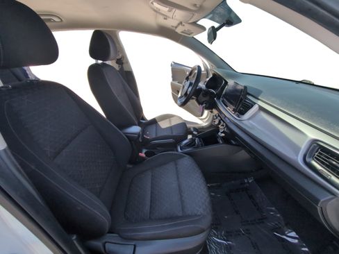 Used 2021 Kia Rio S FWD image 17