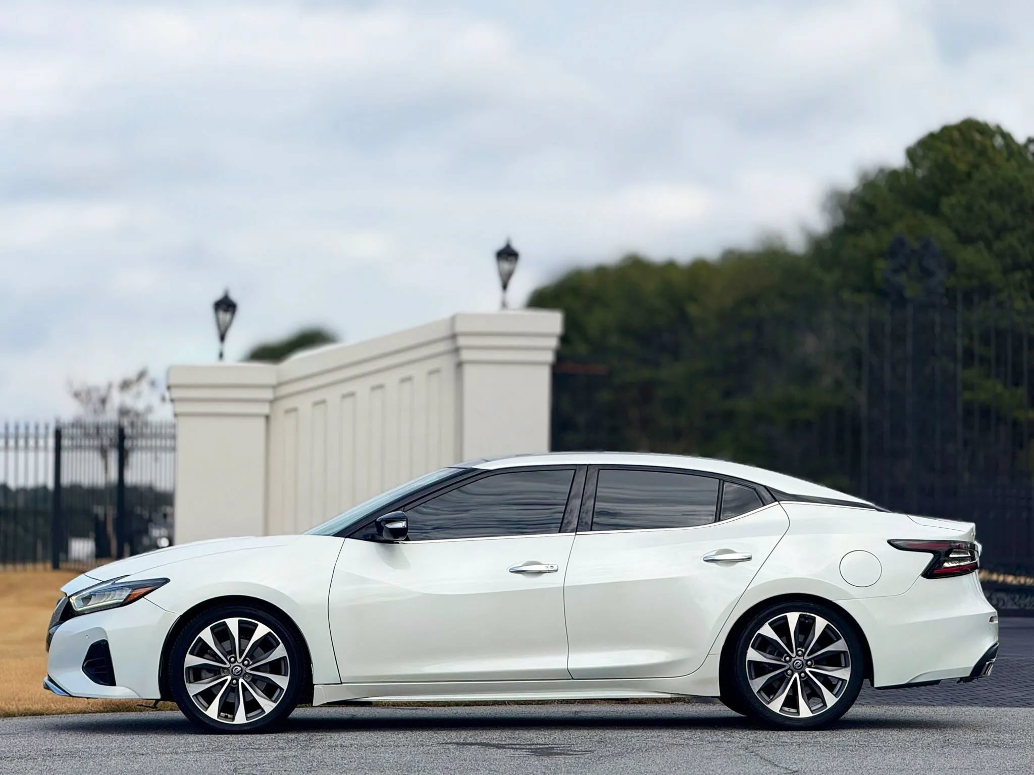 Used 2022 Nissan Maxima Platinum w/ Sport Mat Group FWD image 7