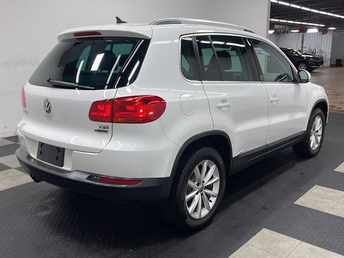 Used 2017 Volkswagen Tiguan Wolfsburg Edition AWD/4WD image 19
