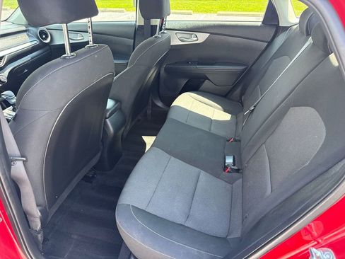 Used 2024 Kia Forte LXS FWD image 10