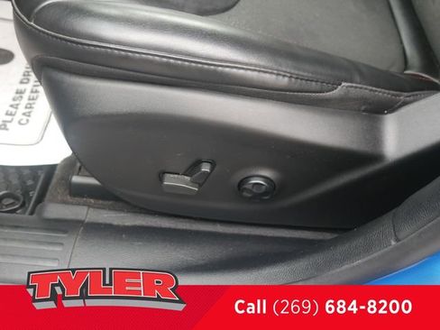 Used 2021 Jeep Cherokee Trailhawk AWD/4WD image 23