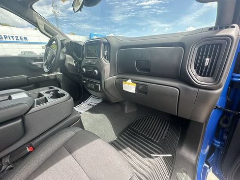 Used 2025 Chevrolet Silverado 1500 Custom AWD/4WD image 30
